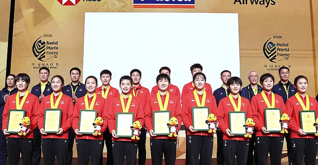 Chín tầng dữ liệu: cách đọc một trận esports khi mắt thường không đủ